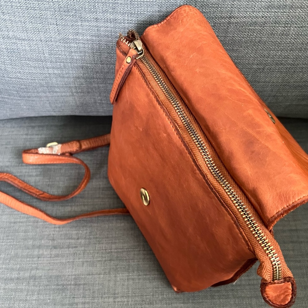 NWT MARTA PONTI LEATHER SMALL CROSSBODY SHOULDER BAG PURSE - Picture 7 of 16